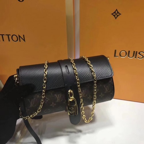 Louis Vuitton Bag 085